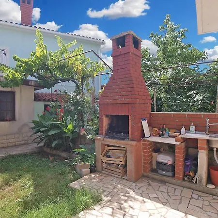 Fuer 3 Personen Ca 40 Qm In Premantura, Istrien Istrische Riviera *
